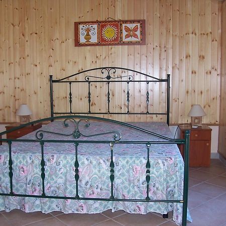 B&B Arcobaleno เชฟาลู ภายนอก รูปภาพ