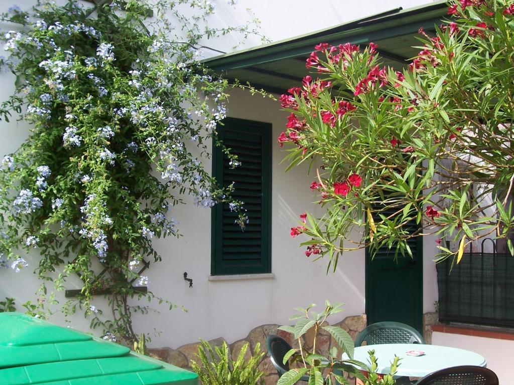 B&B Arcobaleno เชฟาลู ภายนอก รูปภาพ